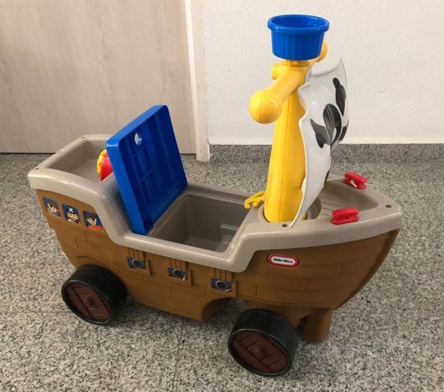Sewa Little tikes play n scoot pirate ship 2
