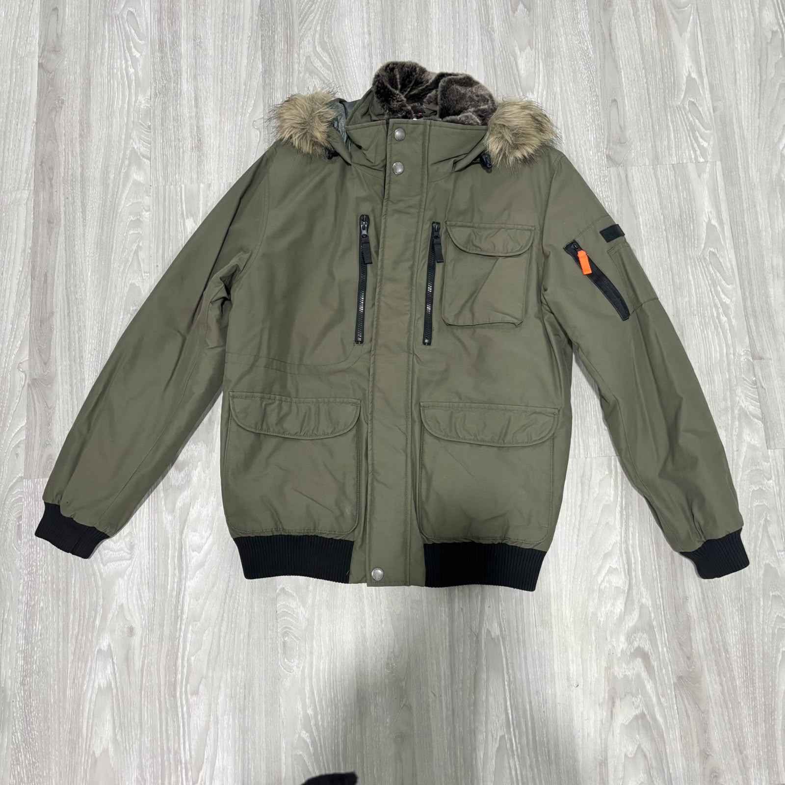 Sewa Olive green exprit parka jacket winter - Gambar 2